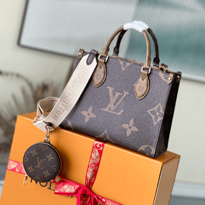 Louis Vuitton OnTheGo Small Handbag 12495 | Sandra Bags