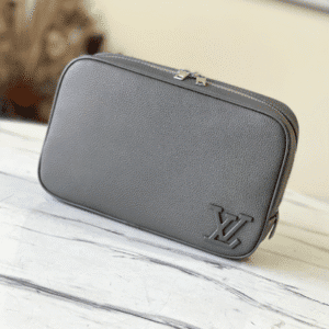 Louis Vuitton Practical Toiletry Leather Clutch - Green 78789 | Sandra Bags