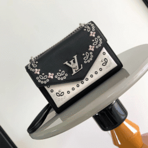 Louis Vuitton My Lockme Chain Bag - Black 17877 | Sandra Bags