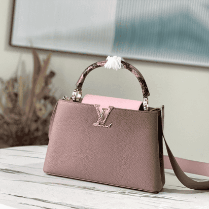 Louis Vuitton Capucines MM Handbag 90046 | Sandra Bags