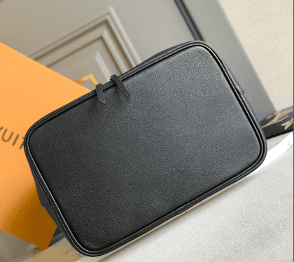 Louis Vuitton Neonoe MM Monogram Empreinte Leather Bucket Bag 75447 | Sandra Bags - Image 3