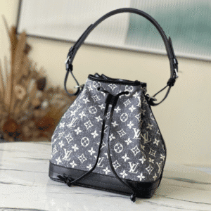 Louis Vuitton Petit Noé Bucket Bag 40101 | Sandra Bags