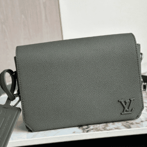 Louis Vuitton Flap Mini Men's Messenger Handbag - Green 60363 | Sandra Bags