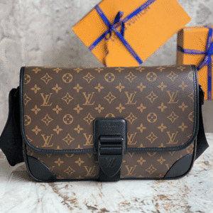 Louis Vuitton ARCHY Medium Men's Messenger Bag 84359 | Sandra Bags