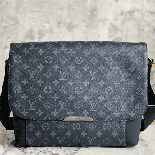 Louis Vuitton EXPLORER Medium Messenger Bag 98623 | Sandra Bags