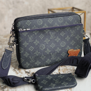 Louis Vuitton Men's Pochette Trio Messenger Bag - Green 77224 | Sandra Bags