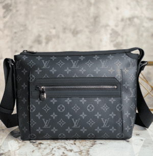 Louis Vuitton Men's ODYSSEY Small Messenger Bag 30894 | Sandra Bags