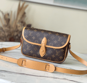 Louis Vuitton Baguette DIANE Handbag 98843 | Sandra Bags