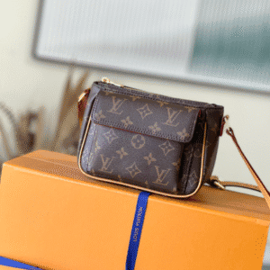 Louis Vuitton Small Square Bag 87286 | Sandra Bags