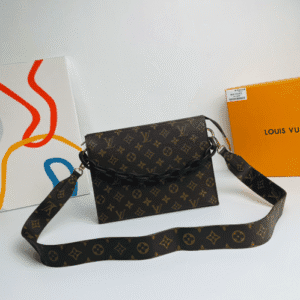 Louis Vuitton Thick Chain Design Shoulder Messenger Bag 98435 | Sandra Bags