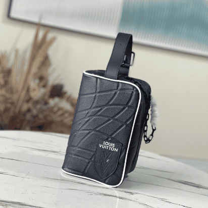 Louis Vuitton Cloakroom Dopp Kit Clutch Bag 81915 | Sandra Bags