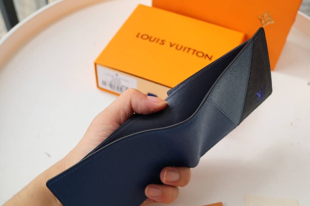 Louis Vuitton Slide Slender Wallet - Blue/Black 23372 | Sandra Bags - Image 2