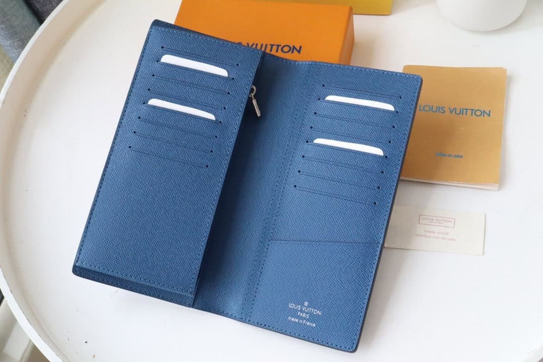 Louis Vuitton Brazza Wallet - Black 64196 | Sandra Bags - Image 3