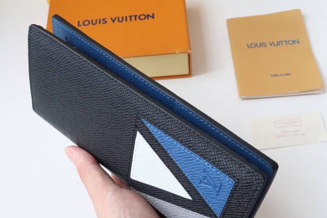 Louis Vuitton Brazza Wallet - Black 64196 | Sandra Bags - Image 2