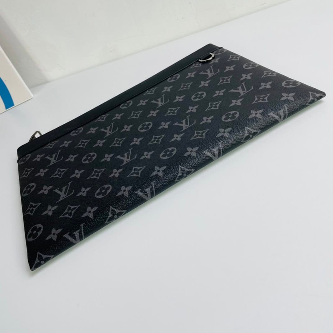 Louis Vuitton Monogram Eclipse Handbag 32171 | Sandra Bags - Image 4