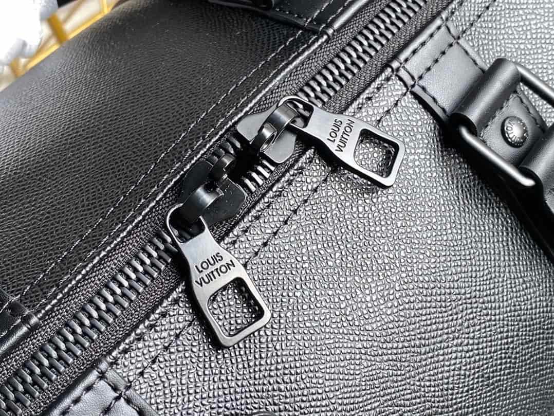 Louis Vuitton Keepall BANDOULIÈRE 50 Travel Bag 44891 | Sandra Bags - Image 4