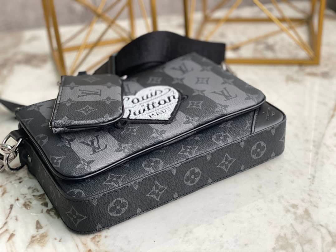 Louis Vuitton Men's Pochette Trio Messenger Bag - Black 89590 | Sandra Bags - Image 5