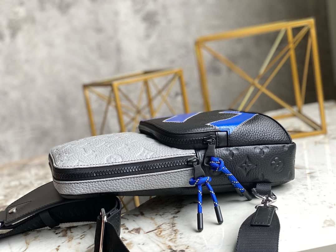 Louis Vuitton Sports Style Avenue Shoulder Bag - Black 83549 | Sandra Bags - Image 5