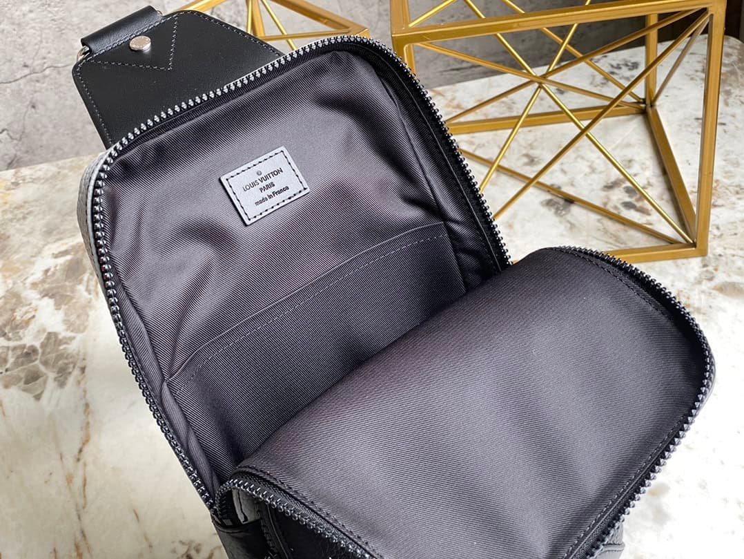 Louis Vuitton Sports Style Avenue Shoulder Bag - Black 83549 | Sandra Bags - Image 3