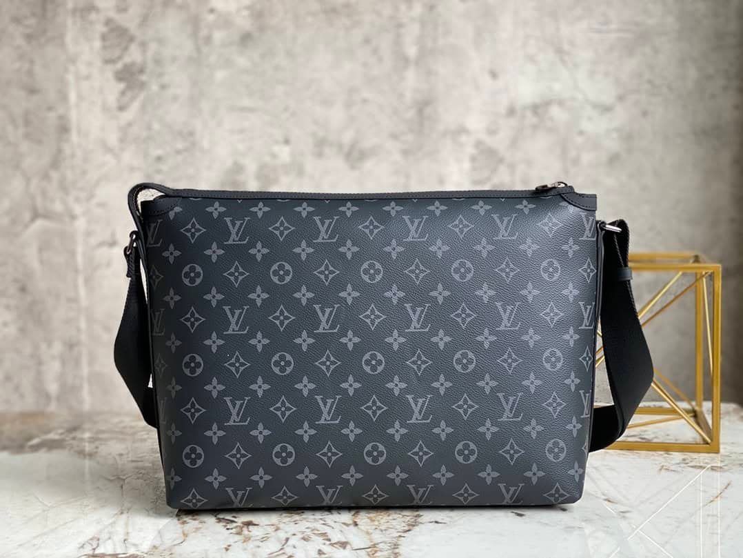 Louis Vuitton Men's ODYSSEY Medium Messenger Bag 52193 | Sandra Bags - Image 3