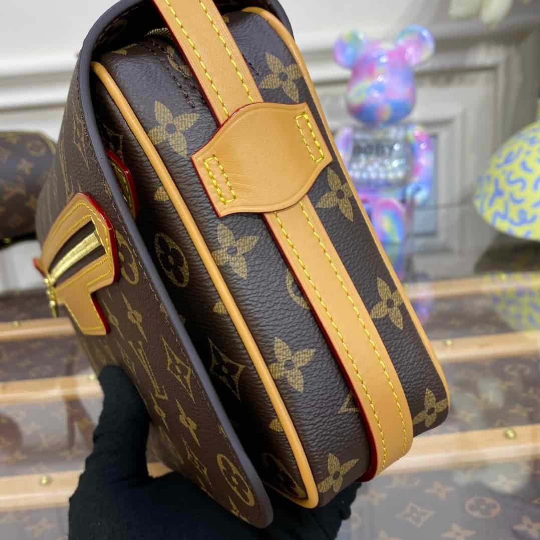 Louis Vuitton Medieval Zipper Style Clamshell Square Box 67091 | Sandra Bags - Image 3