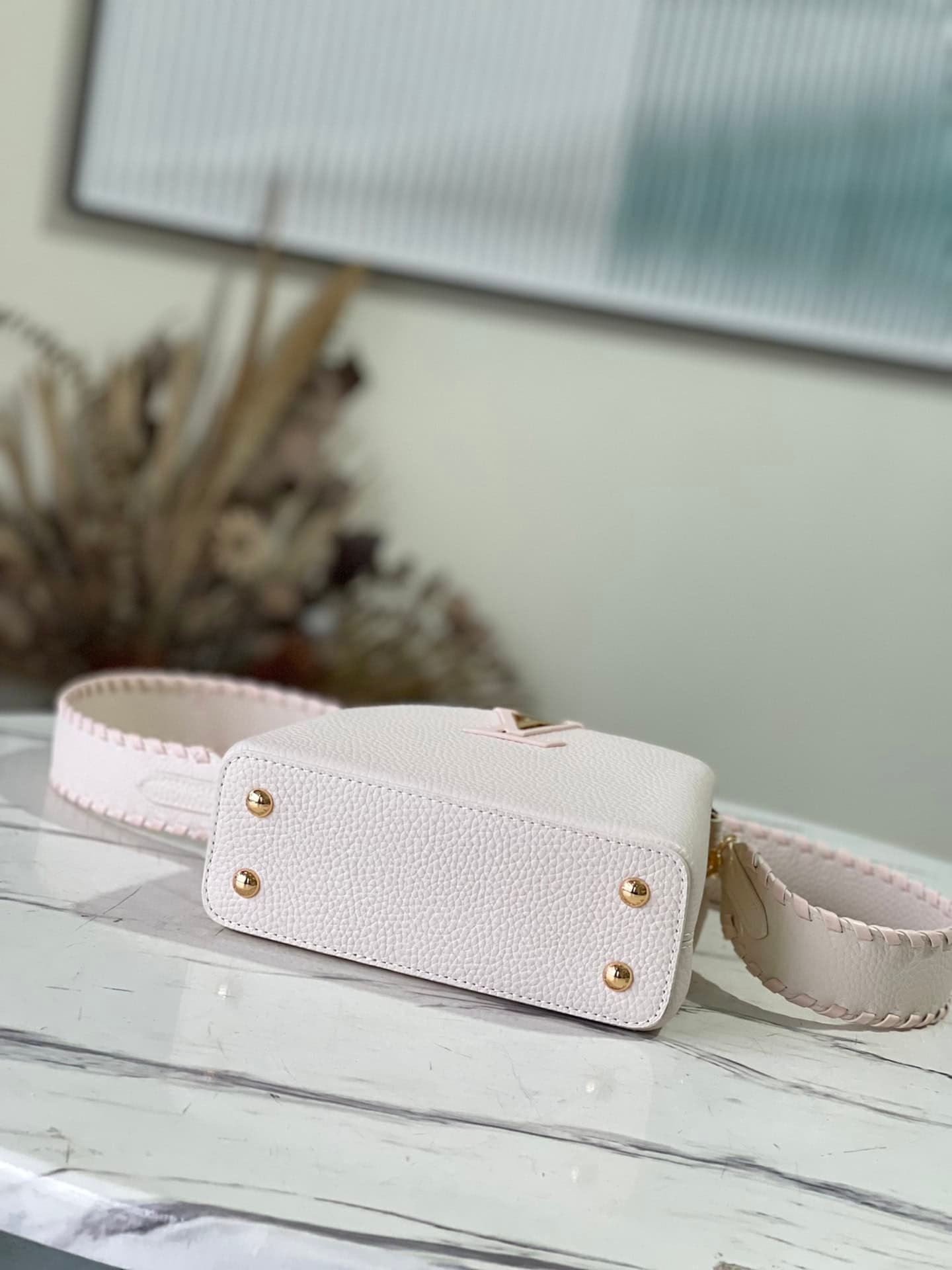 Louis Vuitton Capucines Mini Handbag - White 54541 | Sandra Bags - Image 3