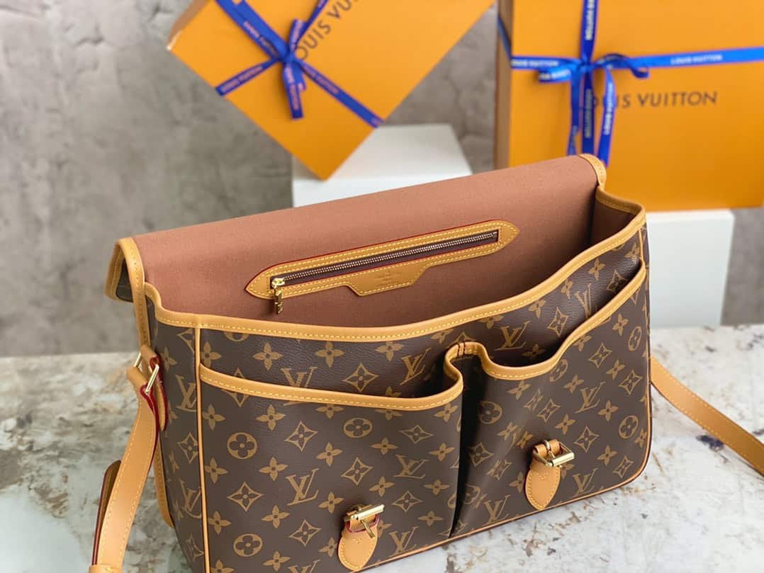 Louis Vuitton Monogram Gibeciere GM Shoulder Bag 16442 | Sandra Bags - Image 2