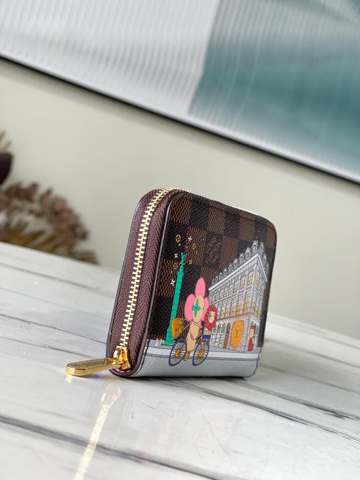 Louis Vuitton Vivienne Holidays Zippy Coin Purse 75835 | Sandra Bags - Image 3