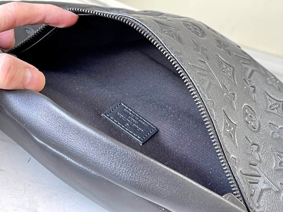 Louis Vuitton Embossed Chest Bag 25368 | Sandra Bags - Image 2