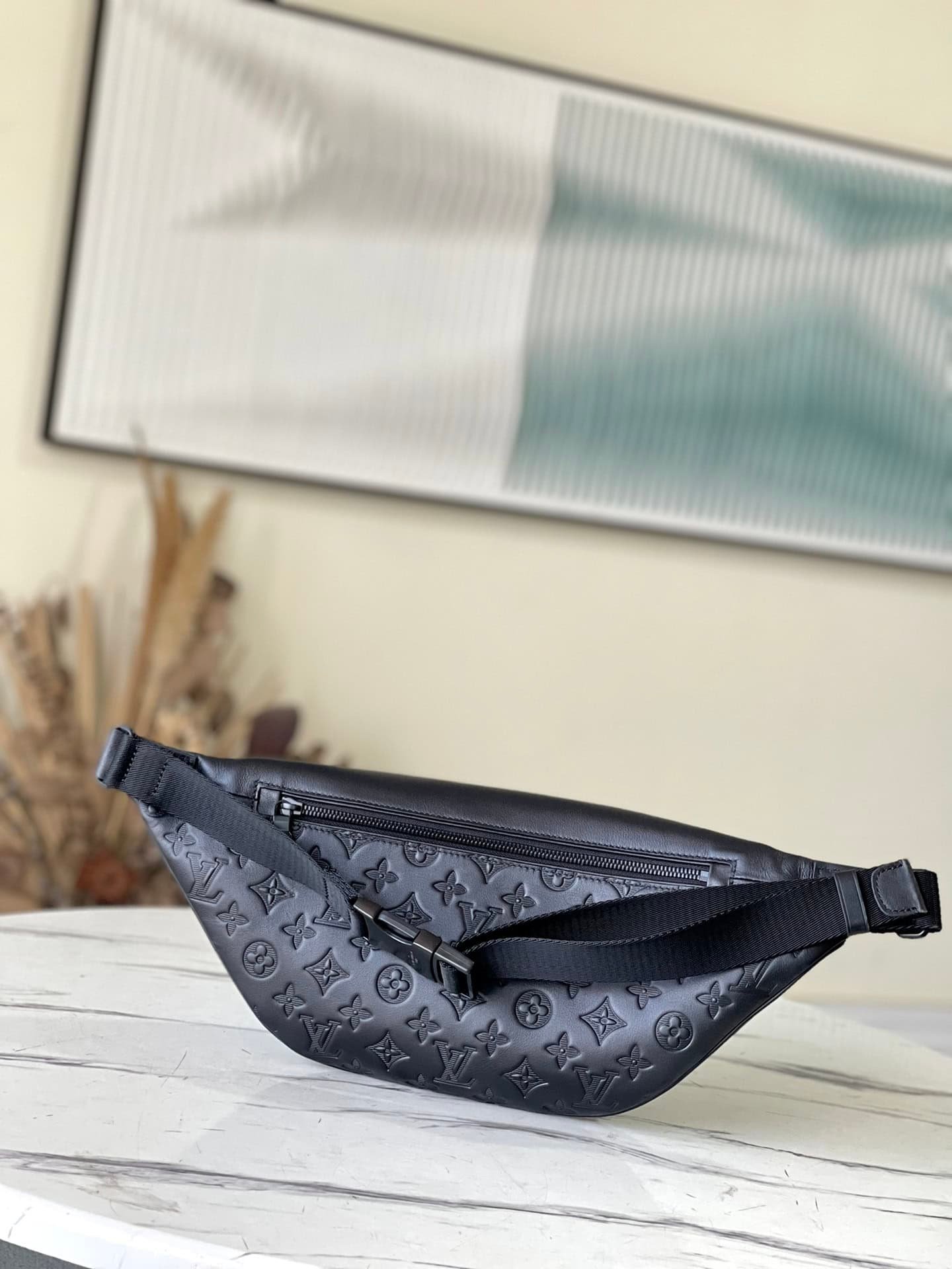 Louis Vuitton Embossed Chest Bag 25368 | Sandra Bags - Image 3