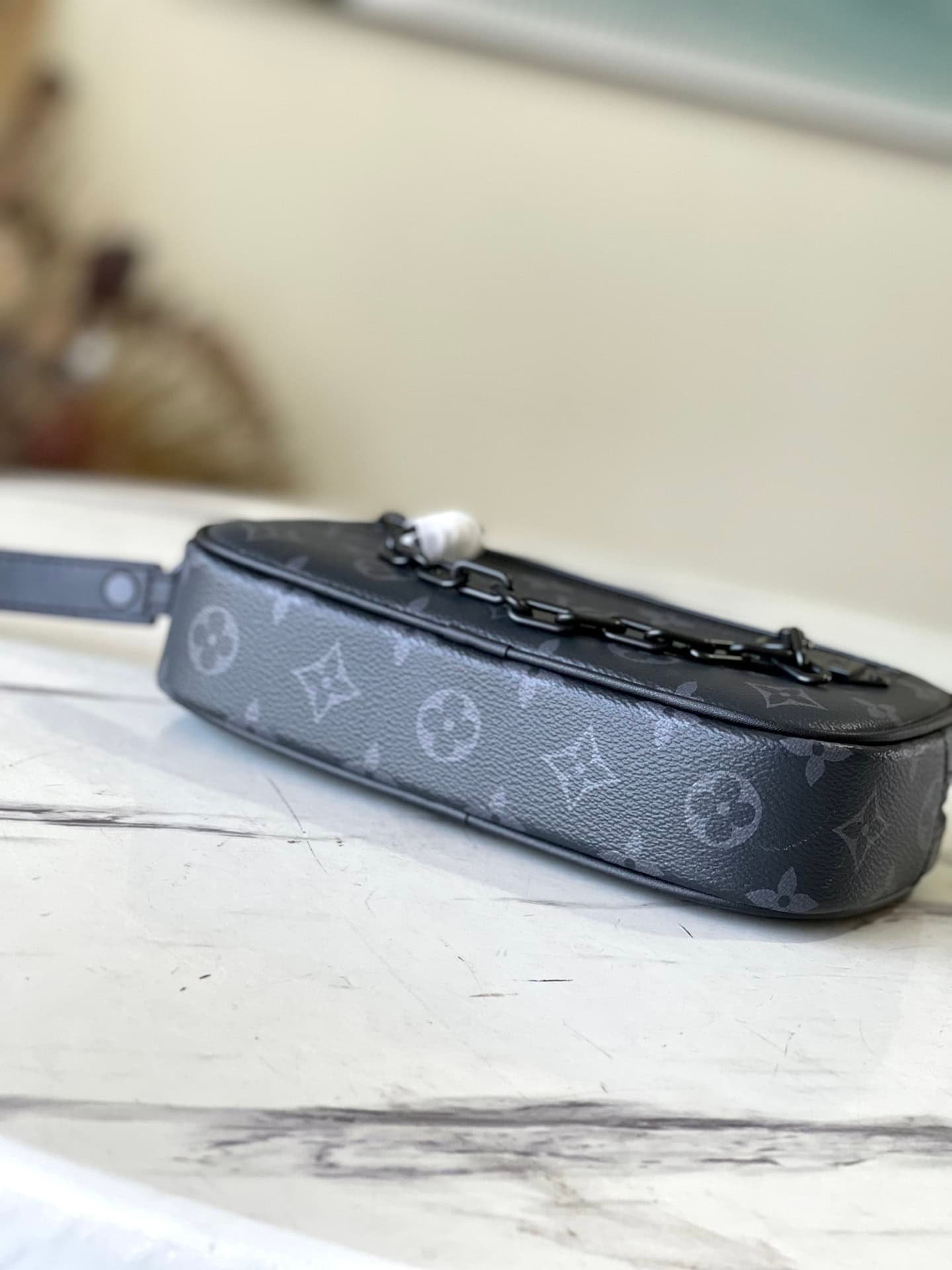 Louis Vuitton Virgil Abhol Chain Clutch Bag 43564 | Sandra Bags - Image 5