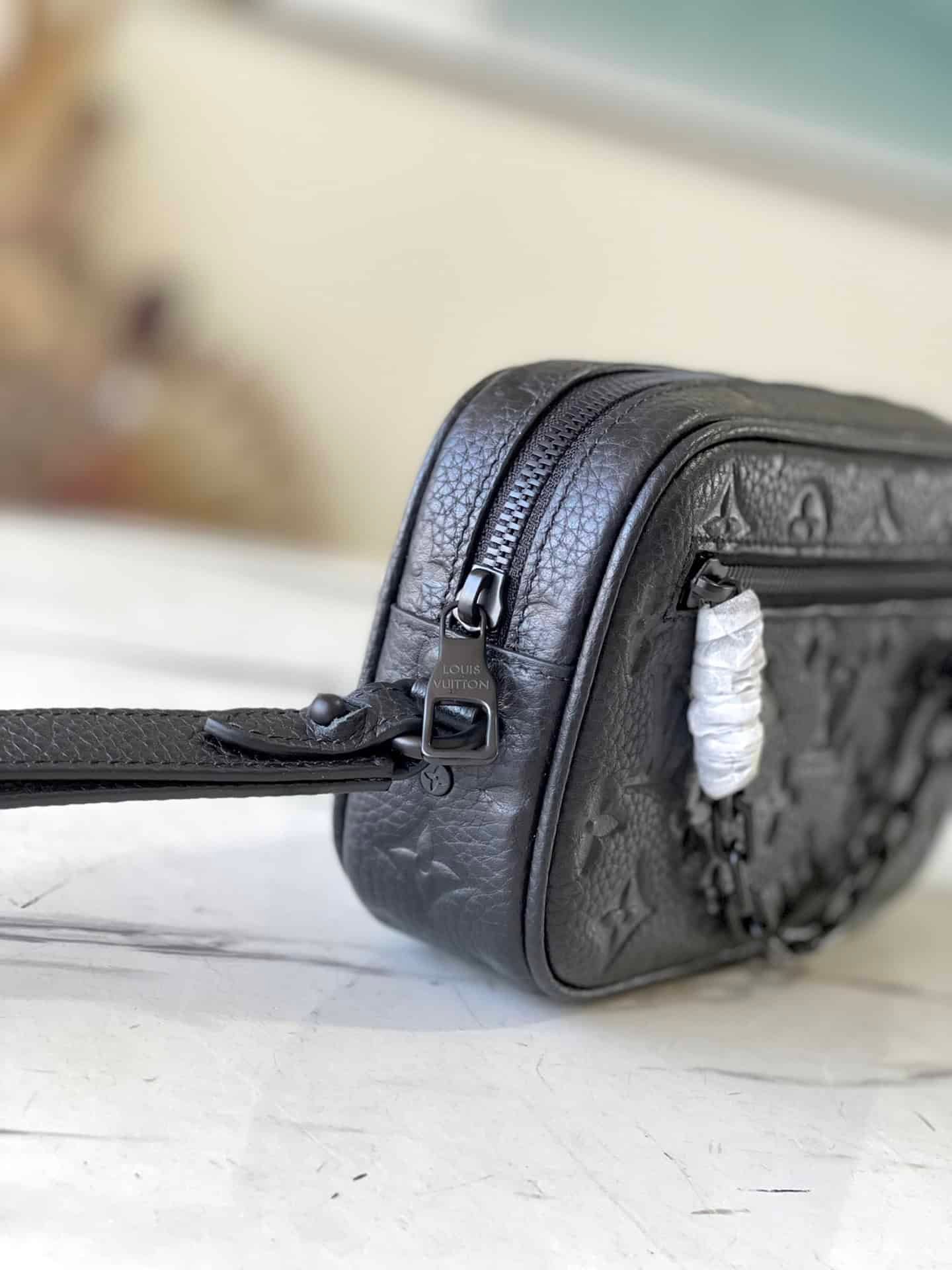 Louis Vuitton Pochette Volga Clutch Bag 91781 | Sandra Bags - Image 3