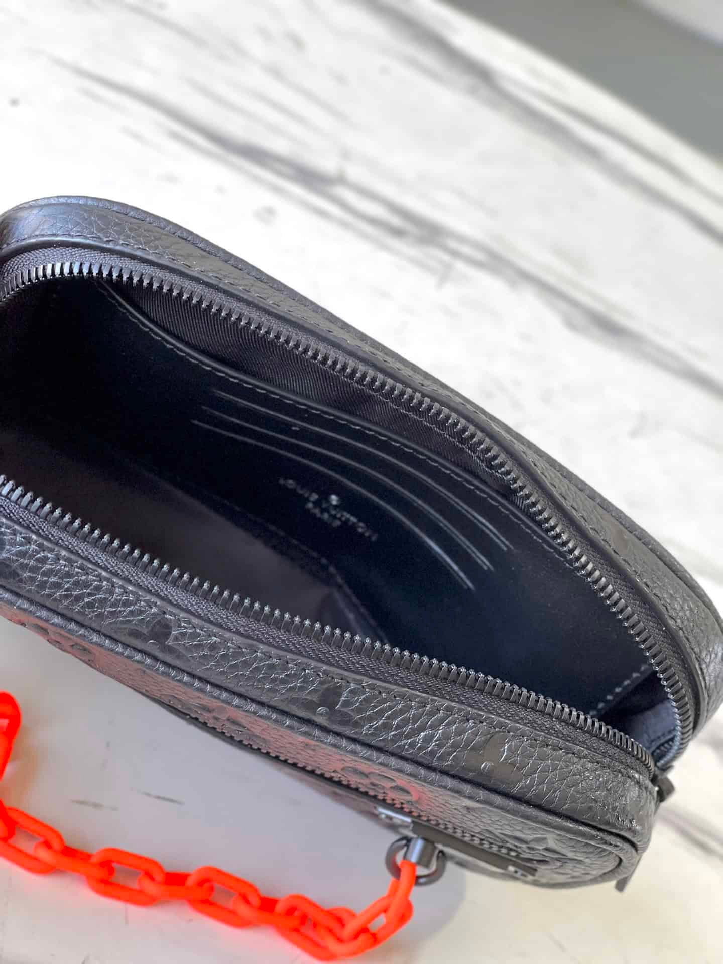 Louis Vuitton Pochette Volga Clutch Bag 81262 | Sandra Bags - Image 2