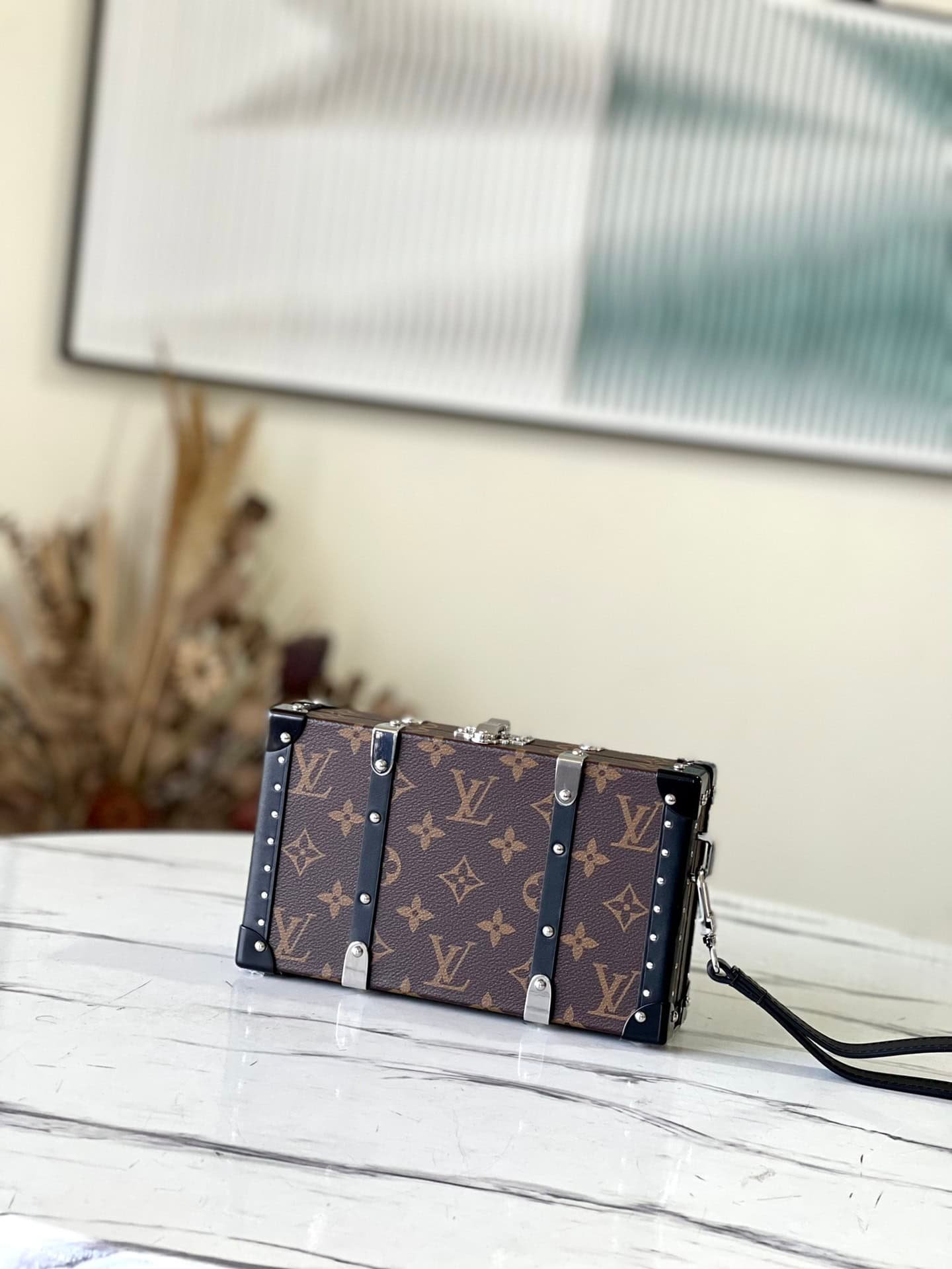 Louis Vuitton Trunk Small Hard Case 82676 | Sandra Bags - Image 4