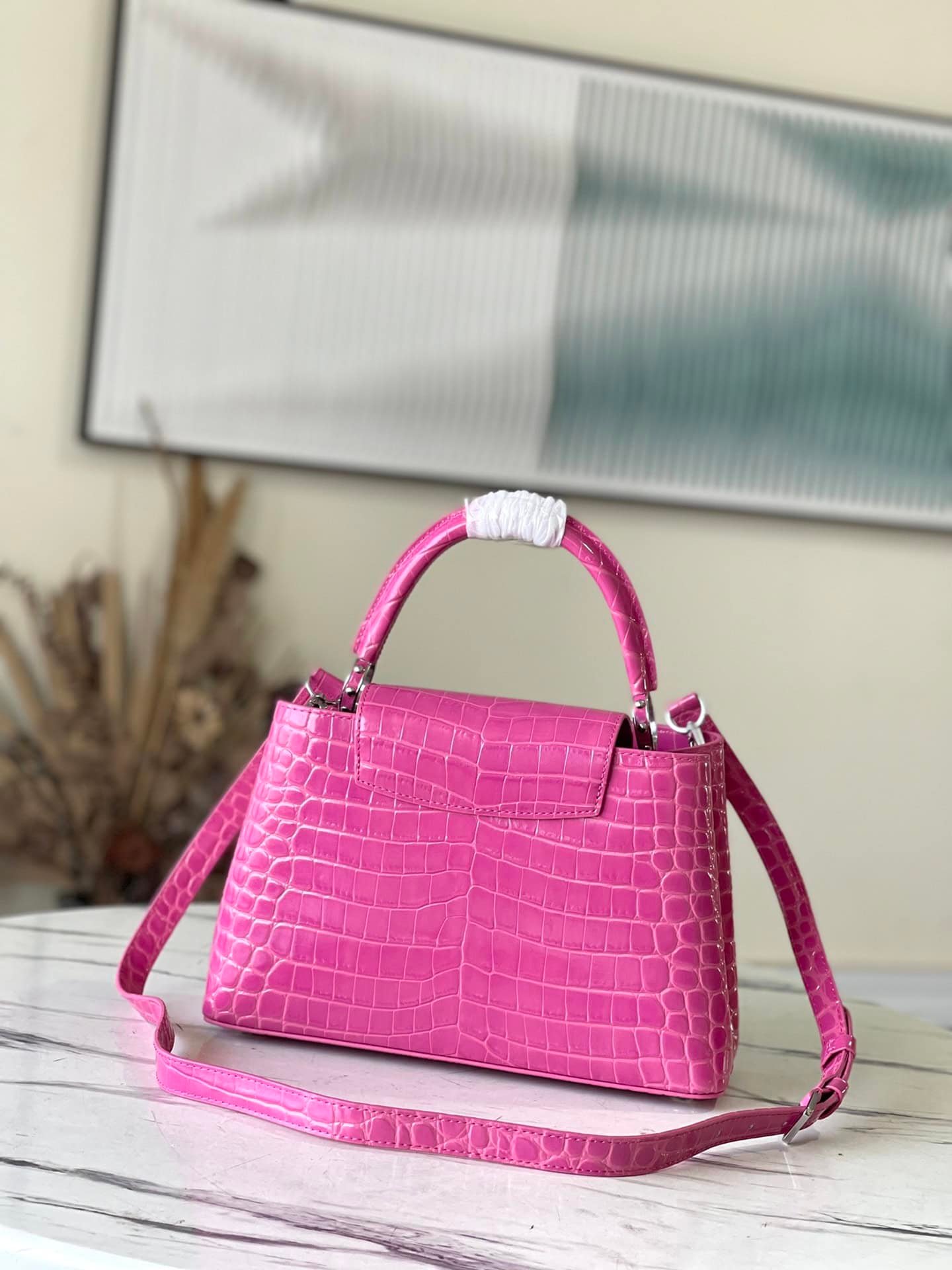 Louis Vuitton Precious Capucines Medium Handbag - Rose Red 54497 | Sandra Bags - Image 4