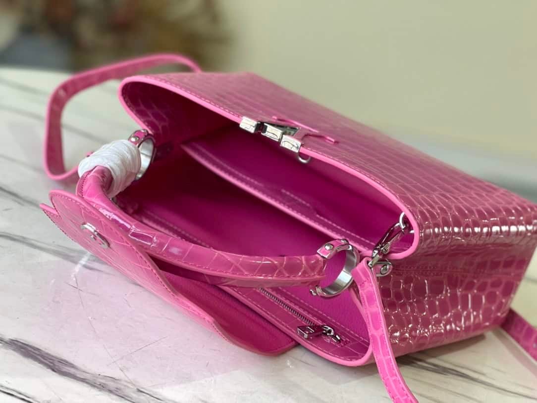 Louis Vuitton Precious Capucines Medium Handbag - Rose Red 54497 | Sandra Bags - Image 5