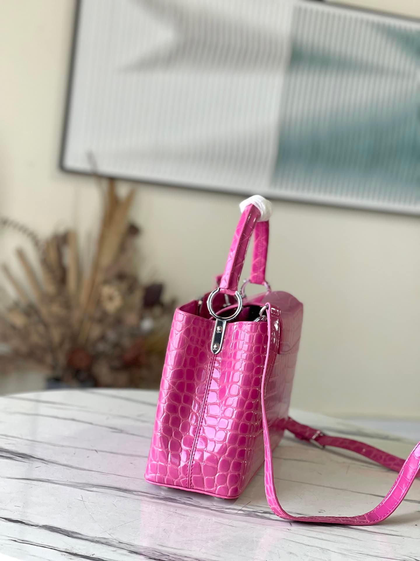 Louis Vuitton Precious Capucines Medium Handbag - Rose Red 54497 | Sandra Bags - Image 2