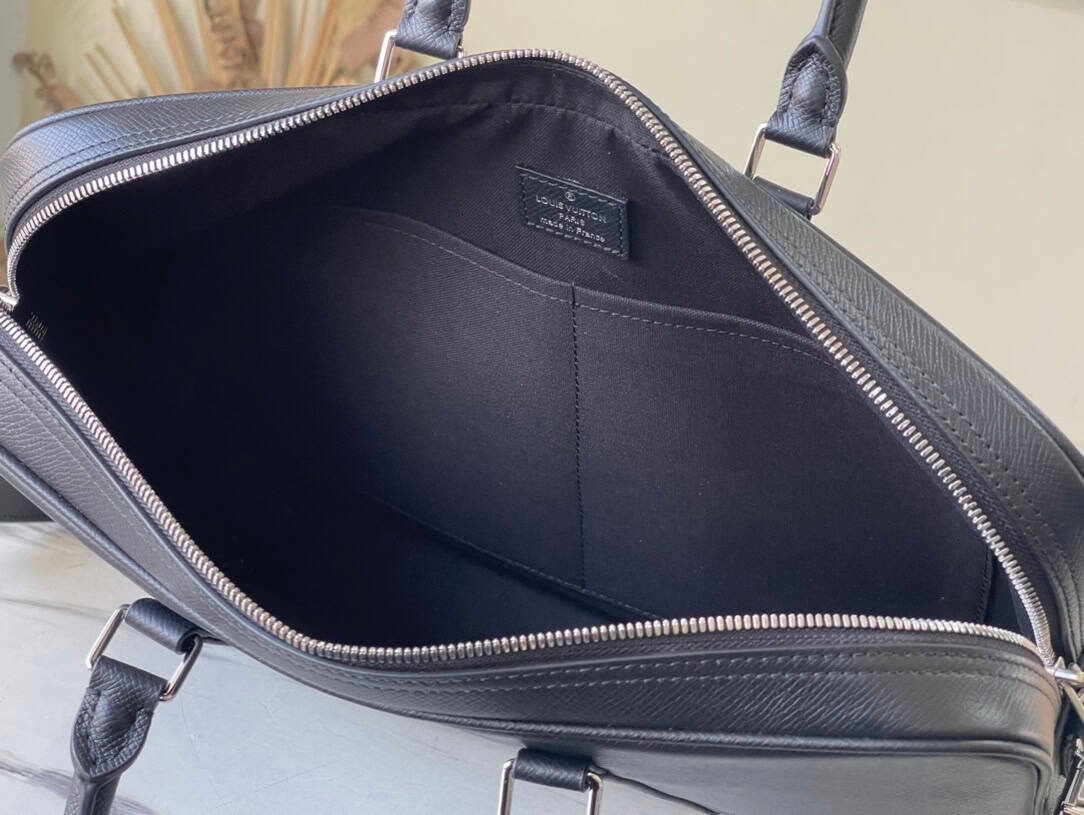 Louis Vuitton Porte Documents Voyage Briefcase Bag 81355 | Sandra Bags - Image 4