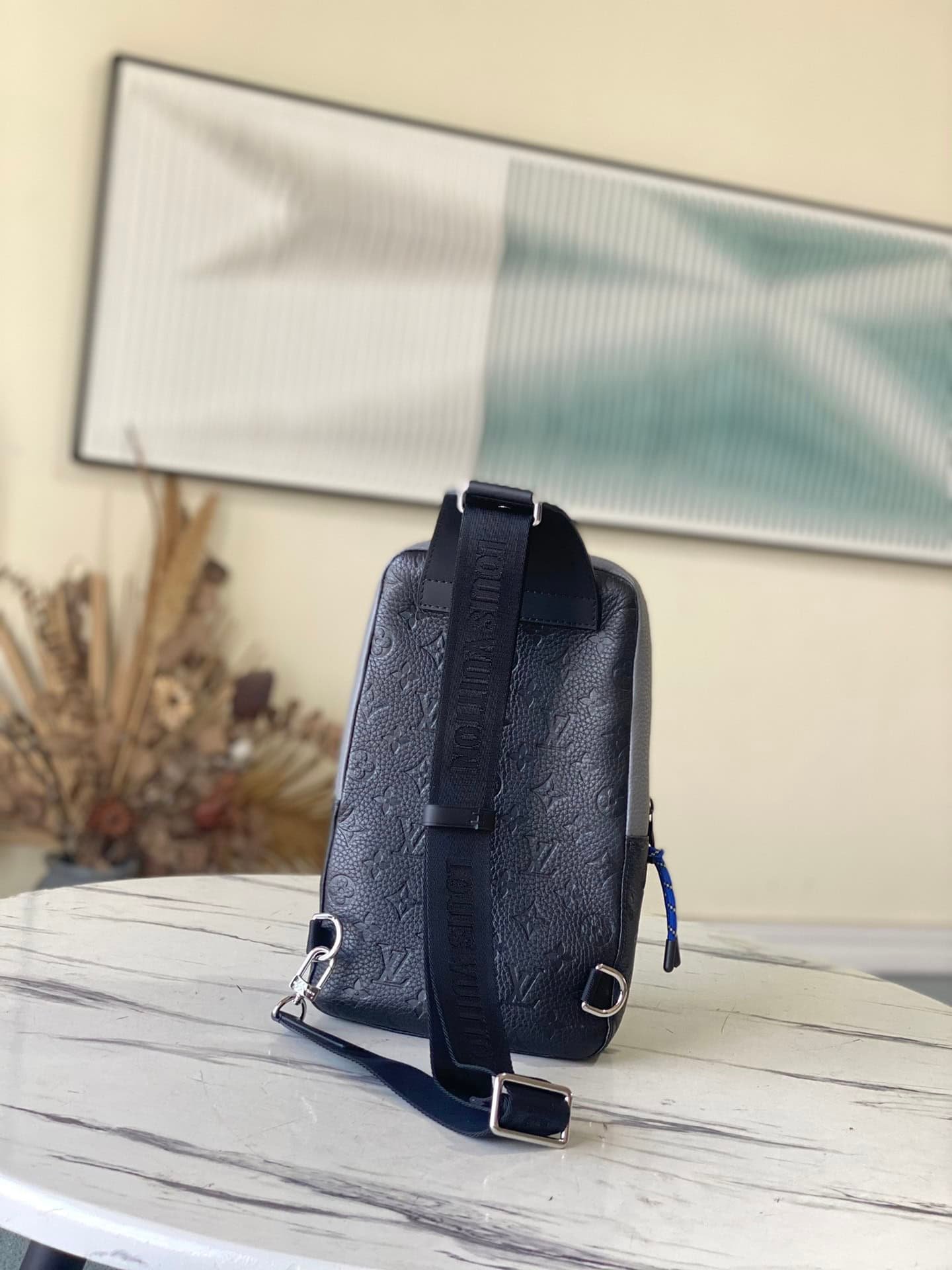 Louis Vuitton Damier Graphite Canvas Shoulder Bag 44318 | Sandra Bags - Image 3