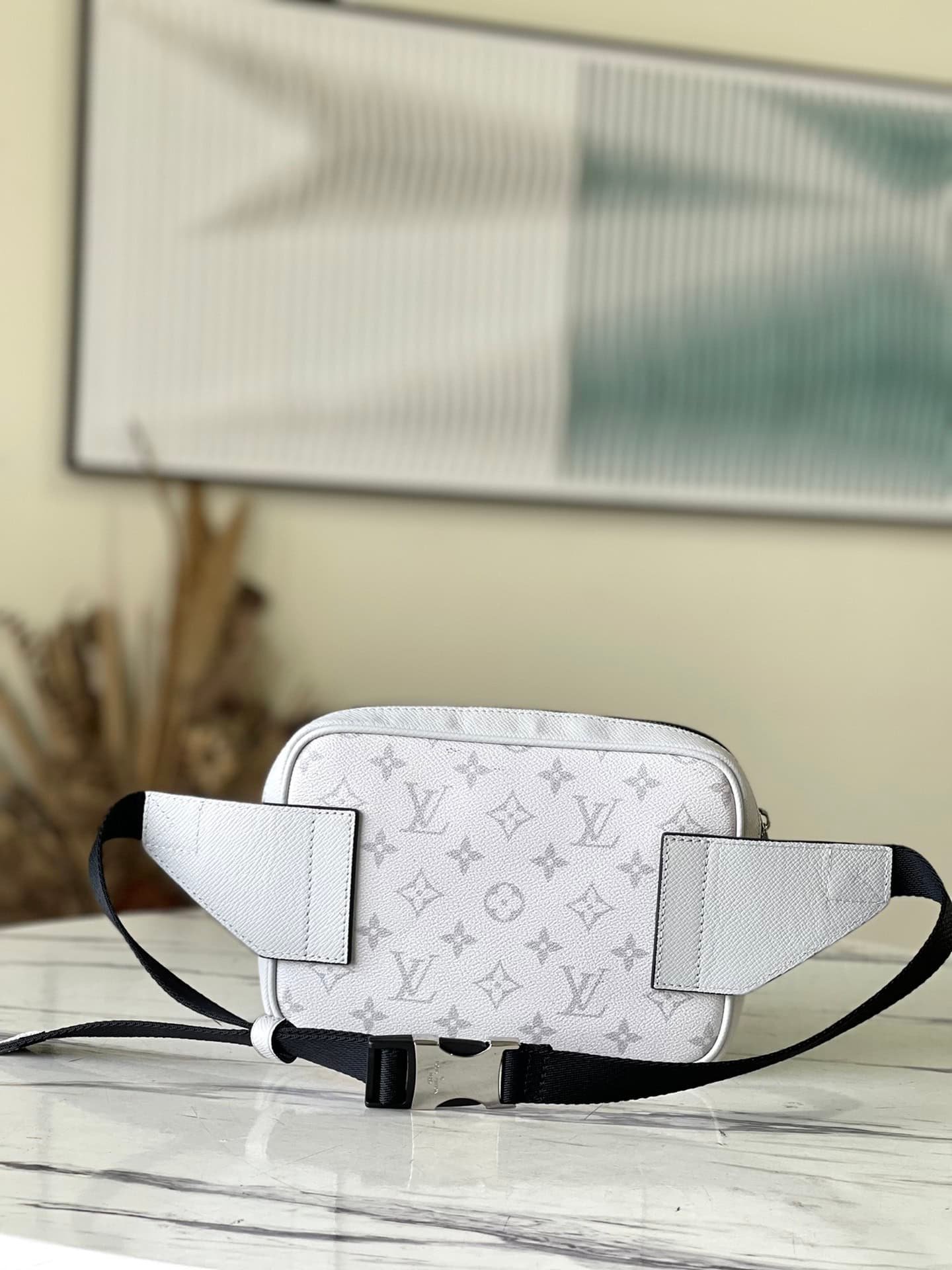 Outdoor Waist Bag Outdoor Waist Bag - White 37340 | Sandra Bags - Image 2