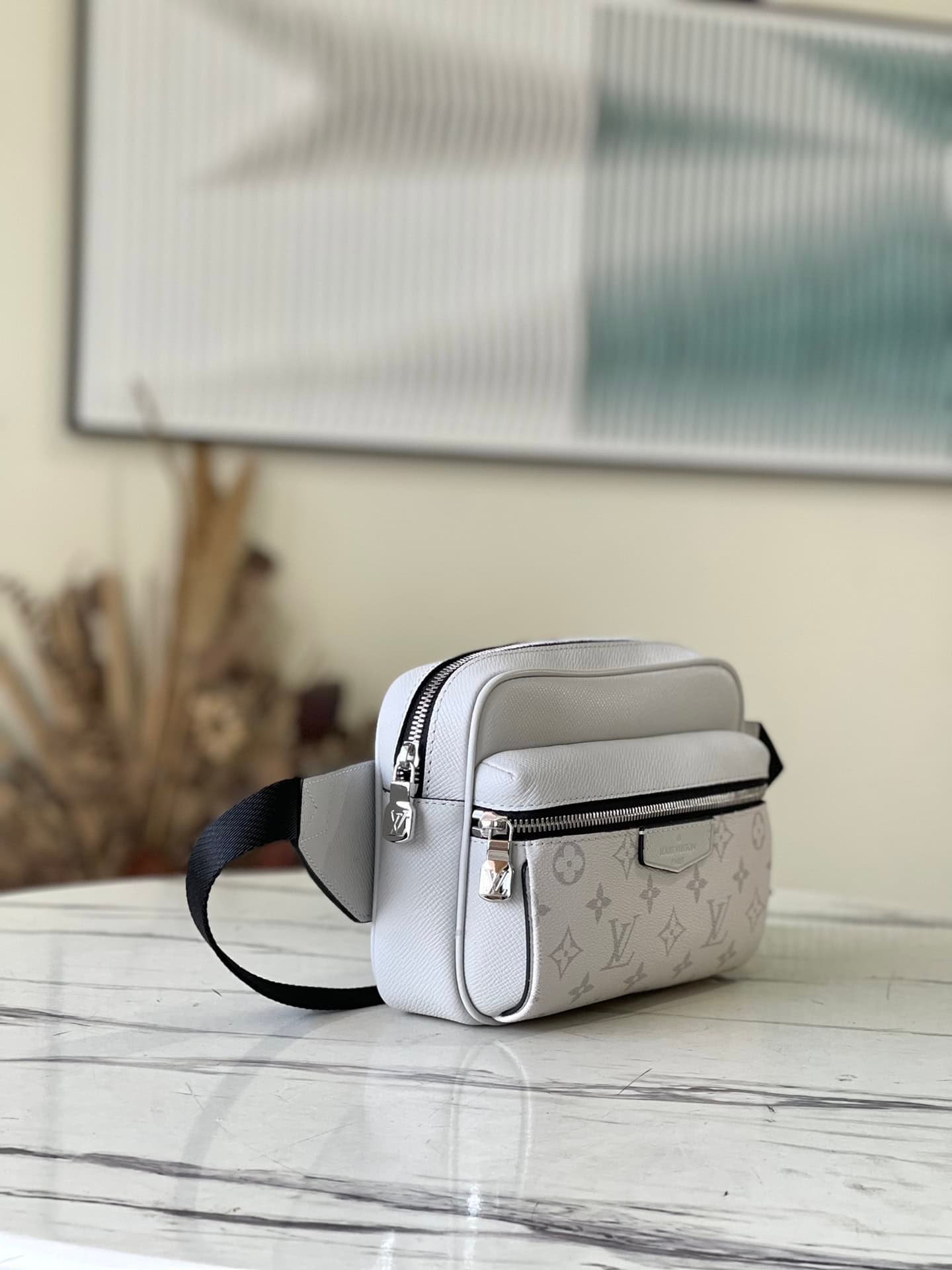 Outdoor Waist Bag Outdoor Waist Bag - White 37340 | Sandra Bags - Image 4