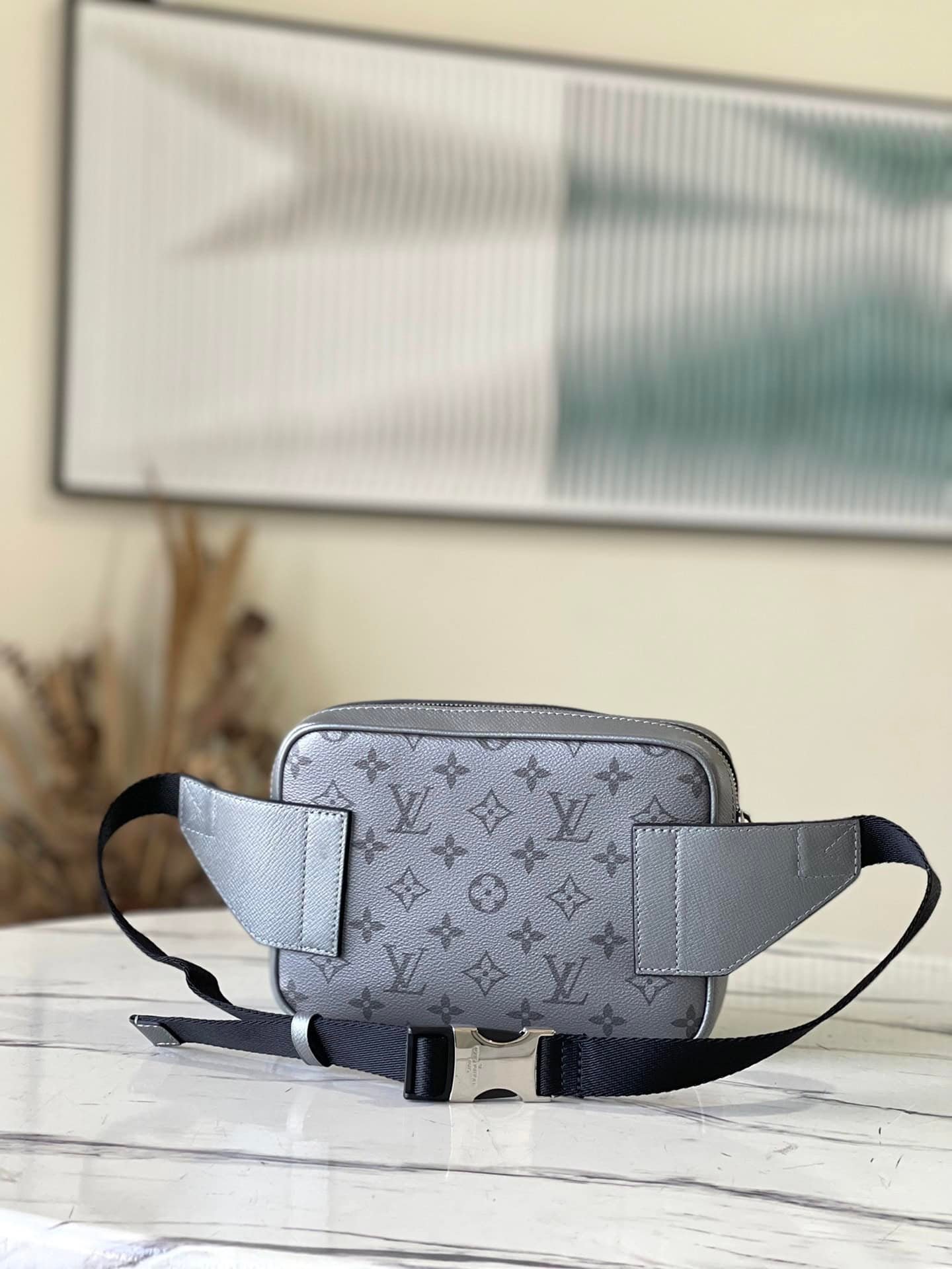 Outdoor Waist Bag Outdoor Waist Bag - Silver 40046 | Sandra Bags - Image 4