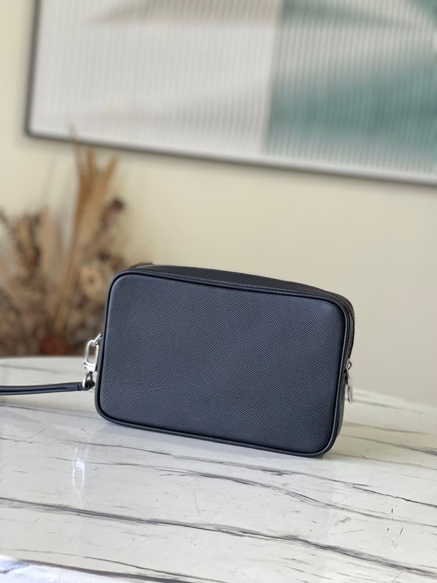 Louis Vuitton Cross-Grain Handbag 50954 | Sandra Bags - Image 4