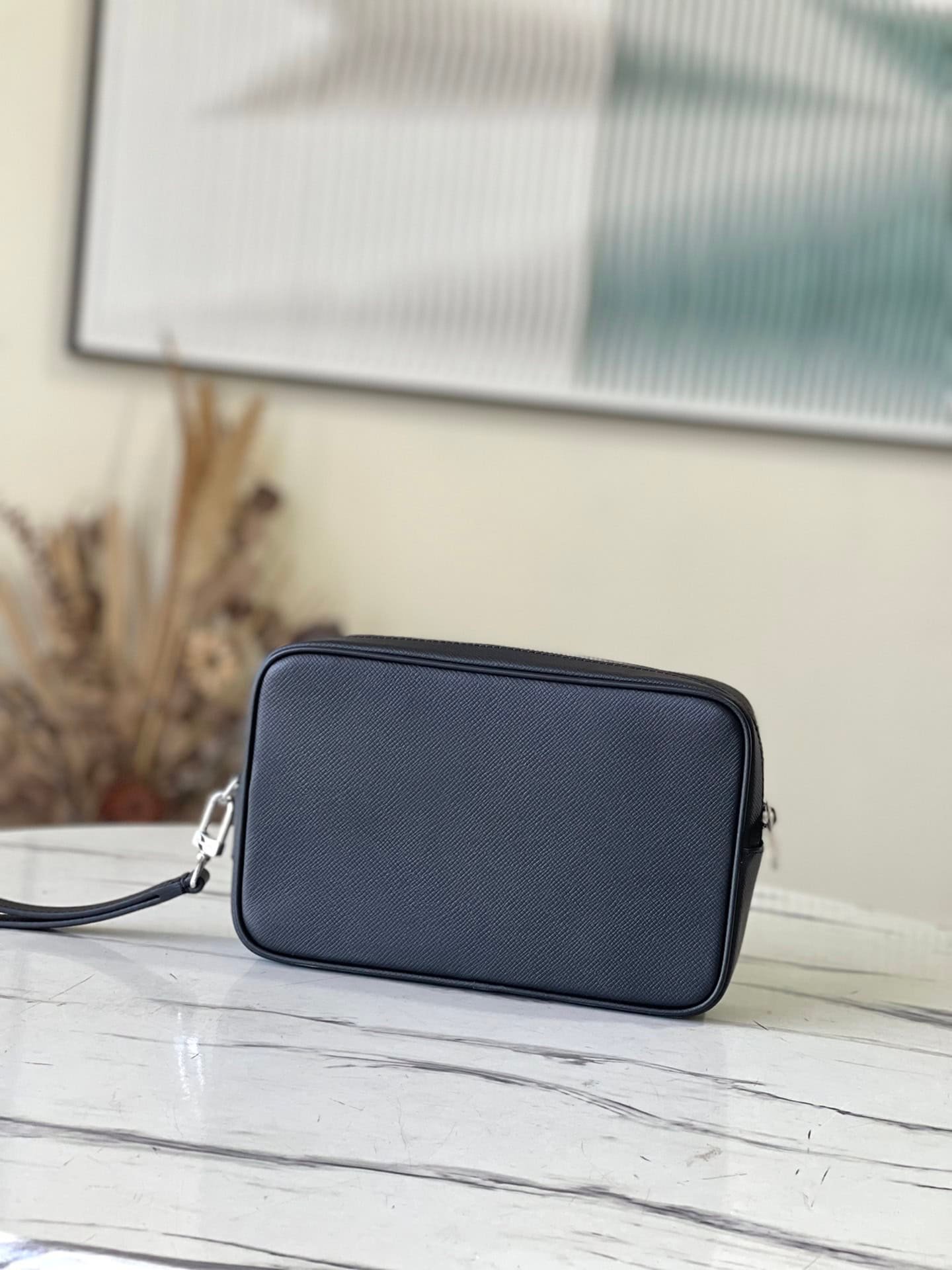 Louis Vuitton KASAI Cross Pattern Clutch - Black 60507 | Sandra Bags - Image 3