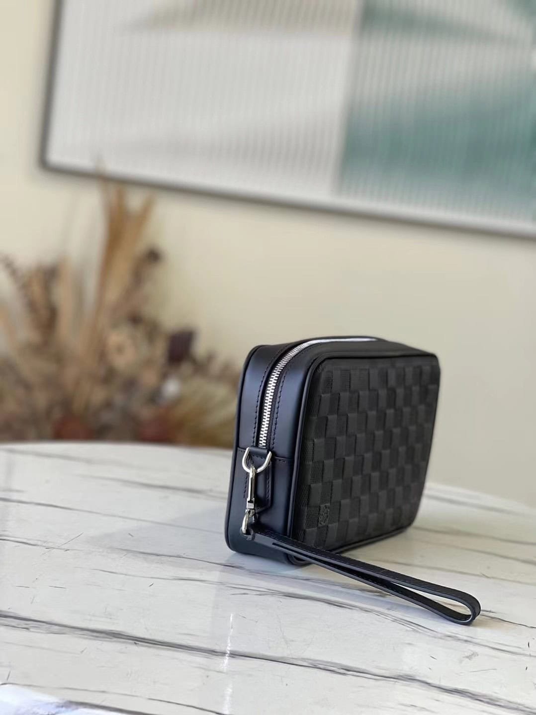 Louis Vuitton KASAI Handbag - Spacious Zipper Opening 78630 | Sandra Bags - Image 3