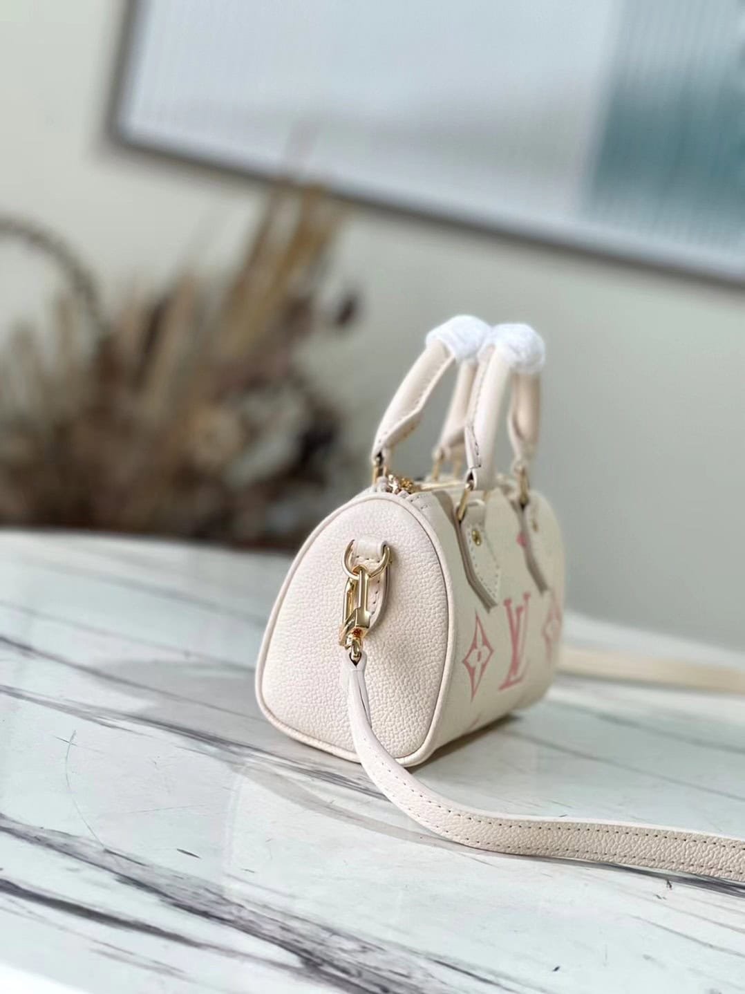 Louis Vuitton Nano Speedy Handbag 61946 | Sandra Bags - Image 4