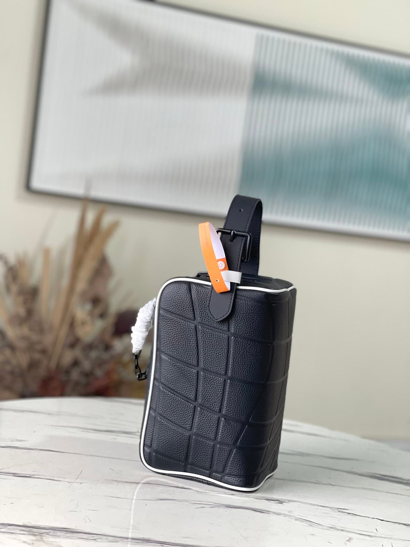 Louis Vuitton Cloakroom Dopp Kit Handbag 69053 | Sandra Bags - Image 5