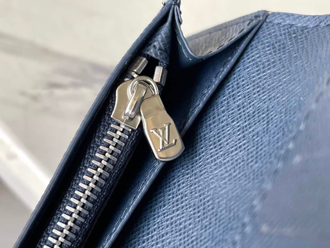 Louis Vuitton Saffiano Brown BRAZZA Wallet 91282 | Sandra Bags - Image 3