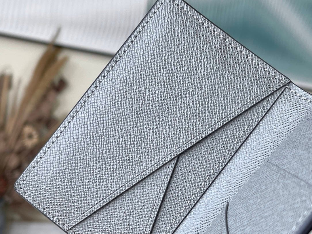 Louis Vuitton Cross Pattern Green Pocket Wallet 36731 | Sandra Bags - Image 7