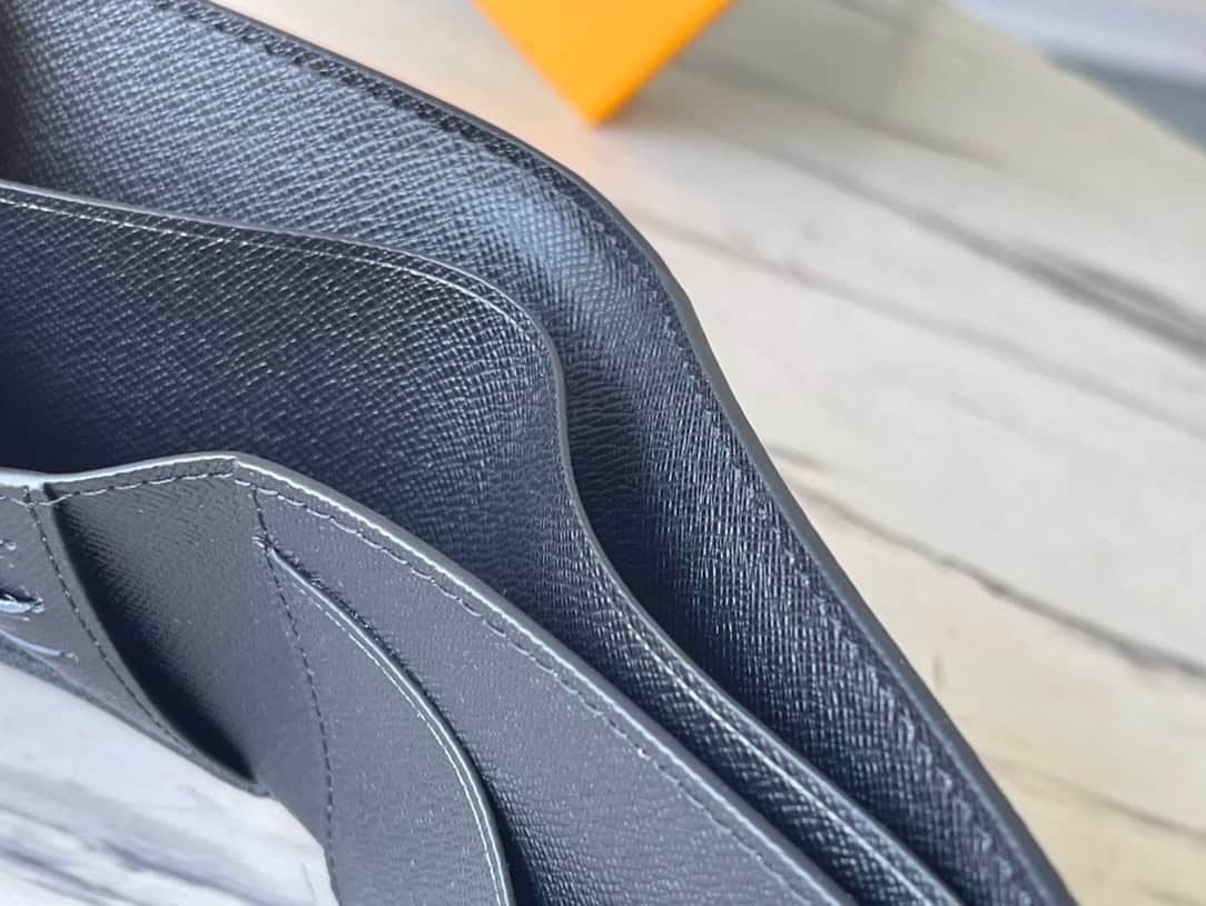 Louis Vuitton x Yayoi Kusama Wallet 22841 | Sandra Bags - Image 6